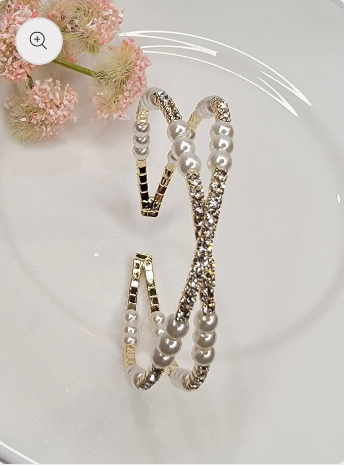 Pearl & Rhinestone Crisscross Bracelet