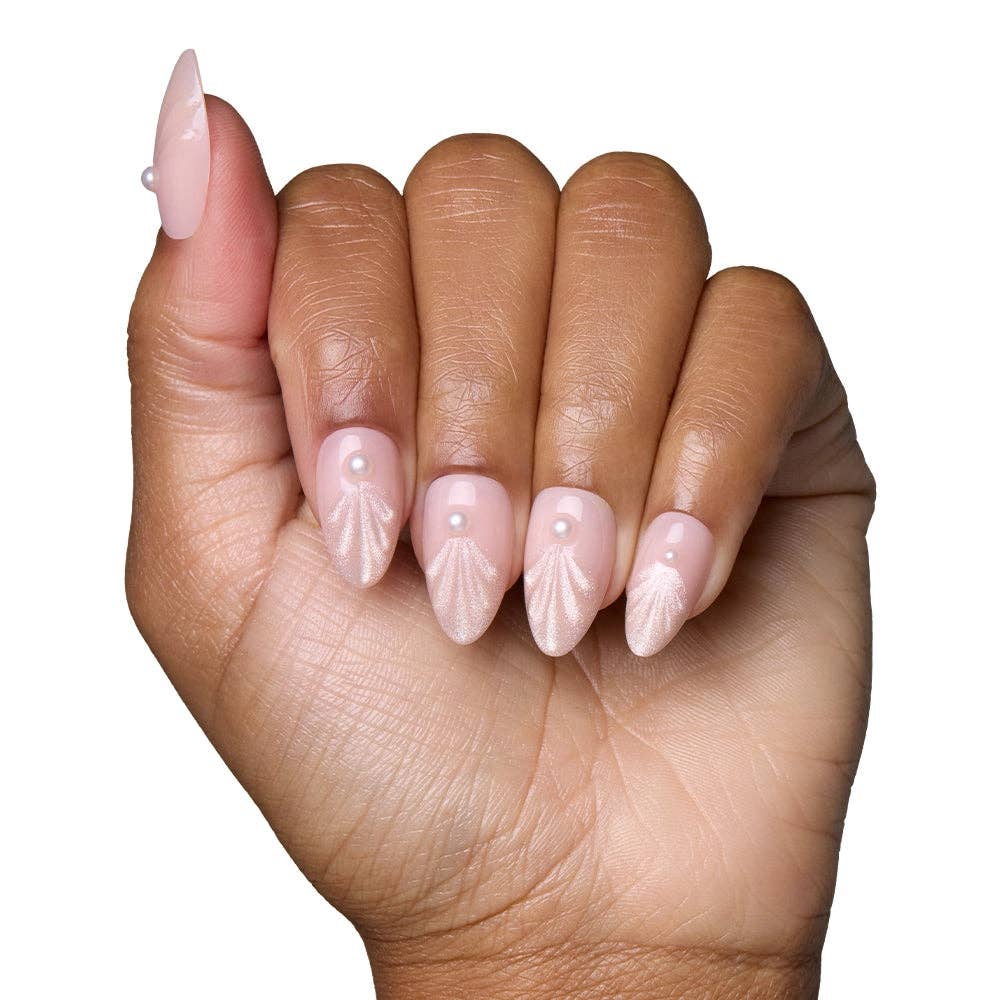 Glamnetic Honeymoon Press-on nails