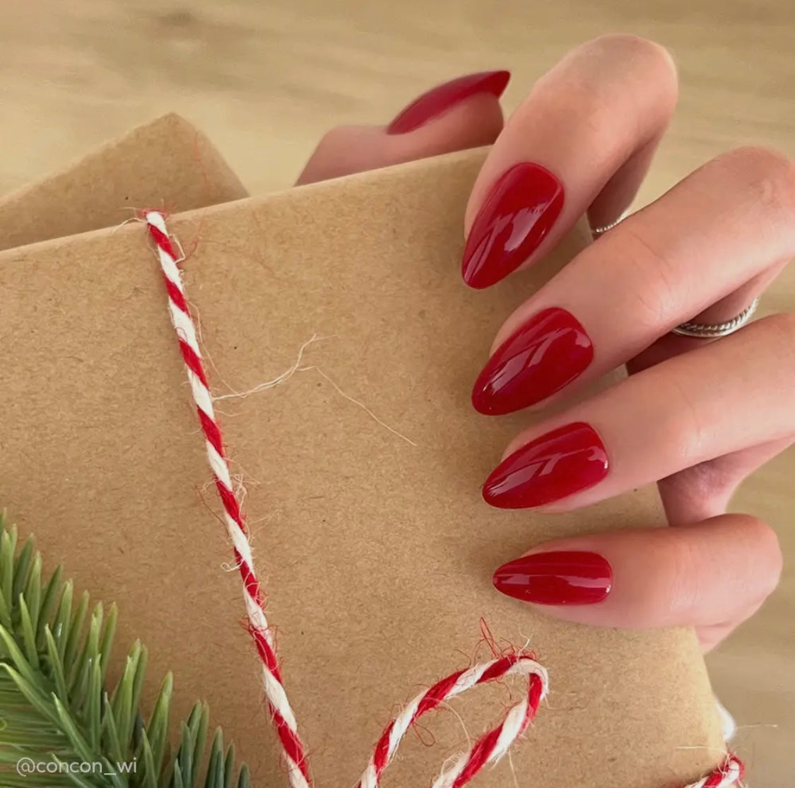 Glamnetic Classic Red Press-on Nails