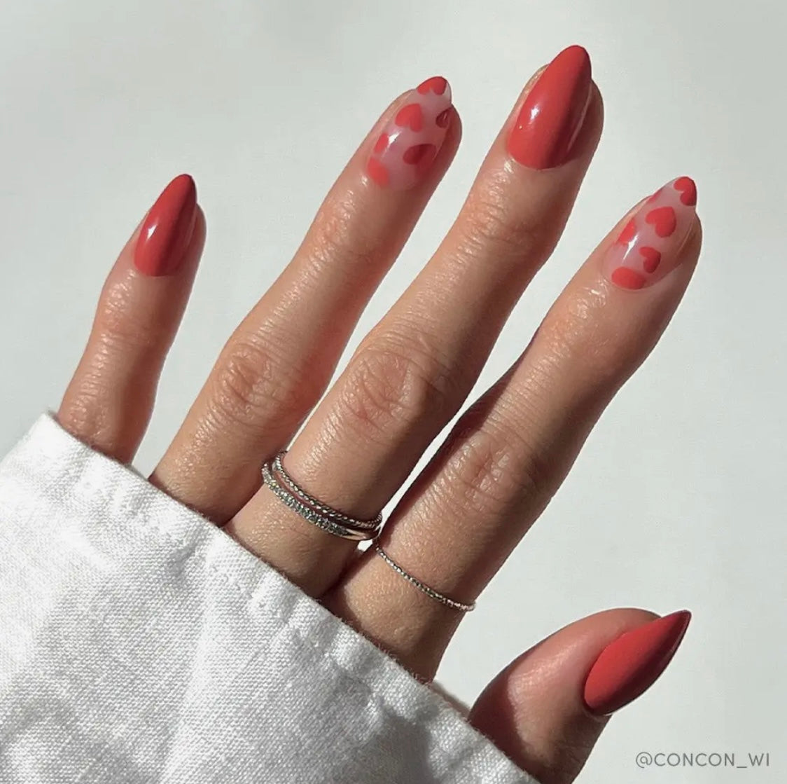 Glamnetic Love Me Press-on Nails