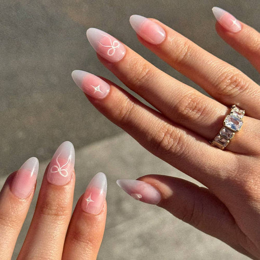 Glamnetic Lovers Knot Press-on Nails